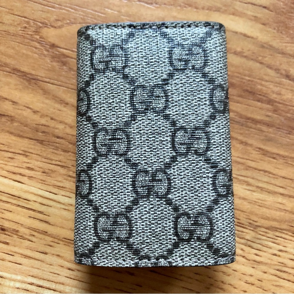 Gucci Key Card Holder Wallet - Picture 3 of 8
